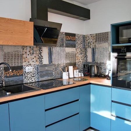 Stunning New Apartment In Centre Of Buzet Exterior foto